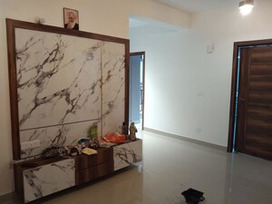 Room in 3 BHK Apartment at Amolik Sankalp, Sector 85 – for Rent