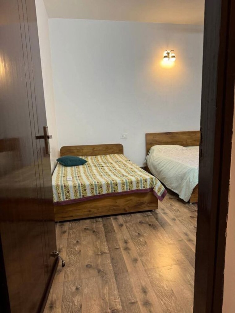 Bedroom, radicon-vedantam 2.5 Bedroom 1225 Sq.Ft. Apartment In Sector 16c Greater Noida Greater Noida 10107914