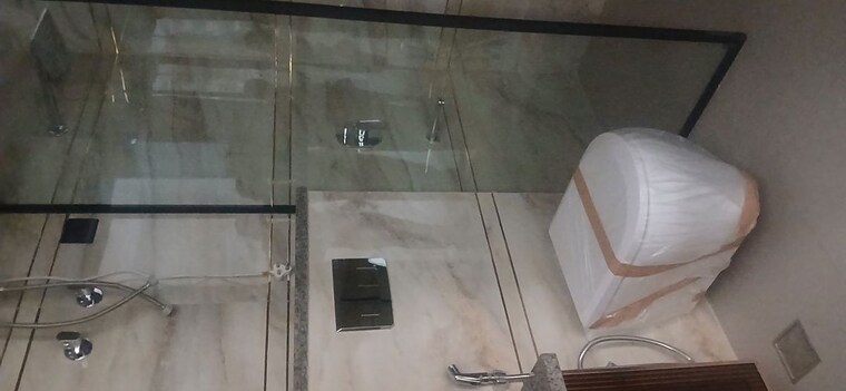 Bathroom, sushant-lok-3 4 Bedroom 263 Sq.Yd. Builder Floor In Sector 57 Gurgaon 10107915