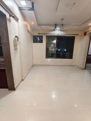 Building Lobby in 1.5 BHK Apartment at Everest Country Side, Kasarvadavali – for Rent