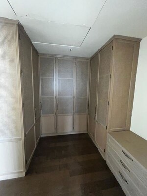 Bathroom in 4 BHK Apartment at Sector 65 – for Rent