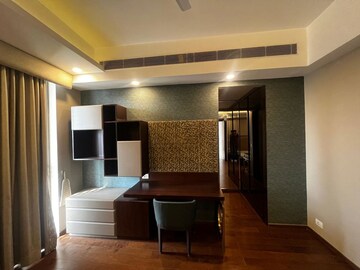 Bathroom in 5 BHK Penthouse at M3M Golf Estate Fairway West, Sector 65 – for Rent