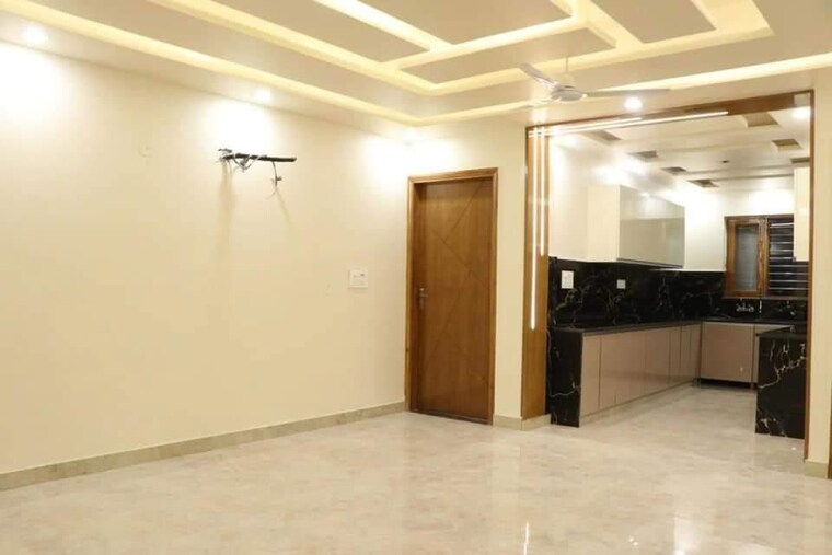 Room, parklands 3 Bedroom 209 Sq.Yd. Builder Floor In Sector 85 Faridabad 10107989