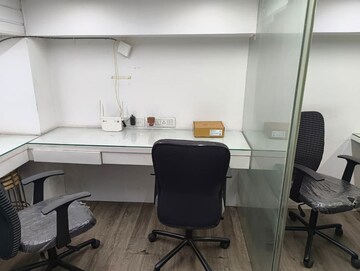 Team Area in  Office Space at Om Heera Panna Mall, Andheri West – for Rent