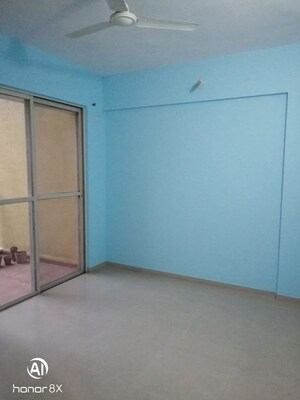 Room in 3 BHK Apartment at Pristine Prolife 1, Wakad – for Sale