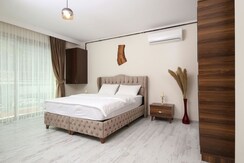 4 BHK Apartment For Sale in The Trilight
