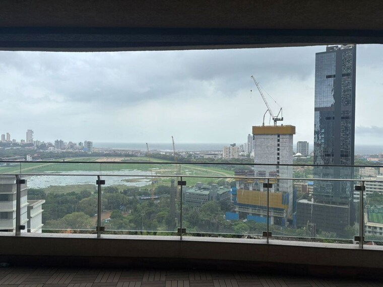 Swimming Pool, lokhandwala-minerva-mahalaxmi 3 Bedroom 2390 Sq.Ft. Apartment In Mahalaxmi Mumbai 10107782