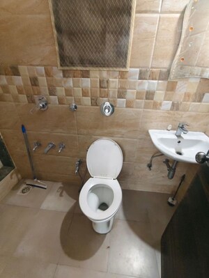 Master Bedroom in 2 BHK Apartment at Mahavir Kalpavruksha, Ghodbunder Road – for Rent