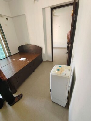 Furnished Amenities in 2 BHK Apartment at Mahavir Kalpavruksha, Ghodbunder Road – for Rent