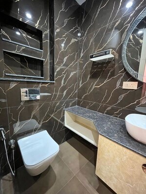 Master Bedroom in 1 BHK Builder Floor at Ardee Mall, Sector 52 – for Rent