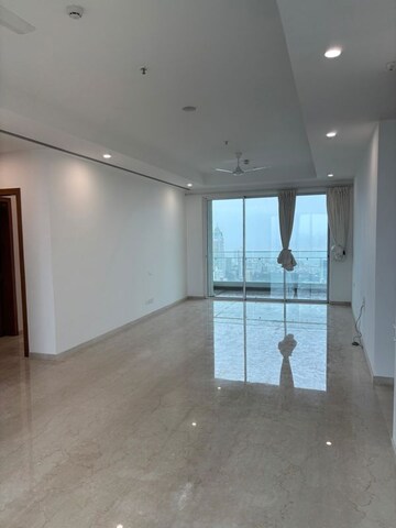3 BHK Apartment For Rent in K Raheja Modern Vivarea, Mahalaxmi