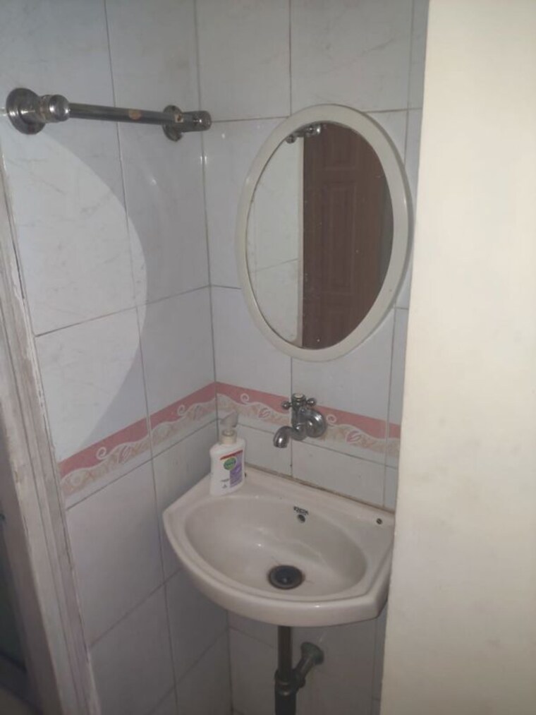 Bathroom, waghbil 2 Bedroom 680 Sq.Ft. Apartment In Waghbil Thane 10108562