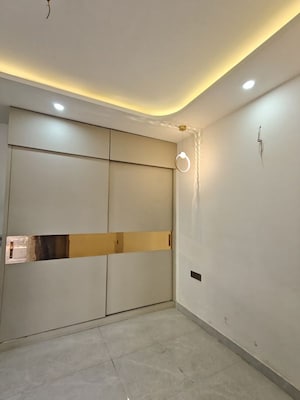 3 BHK Builder Floor For Sale in Indrapuram