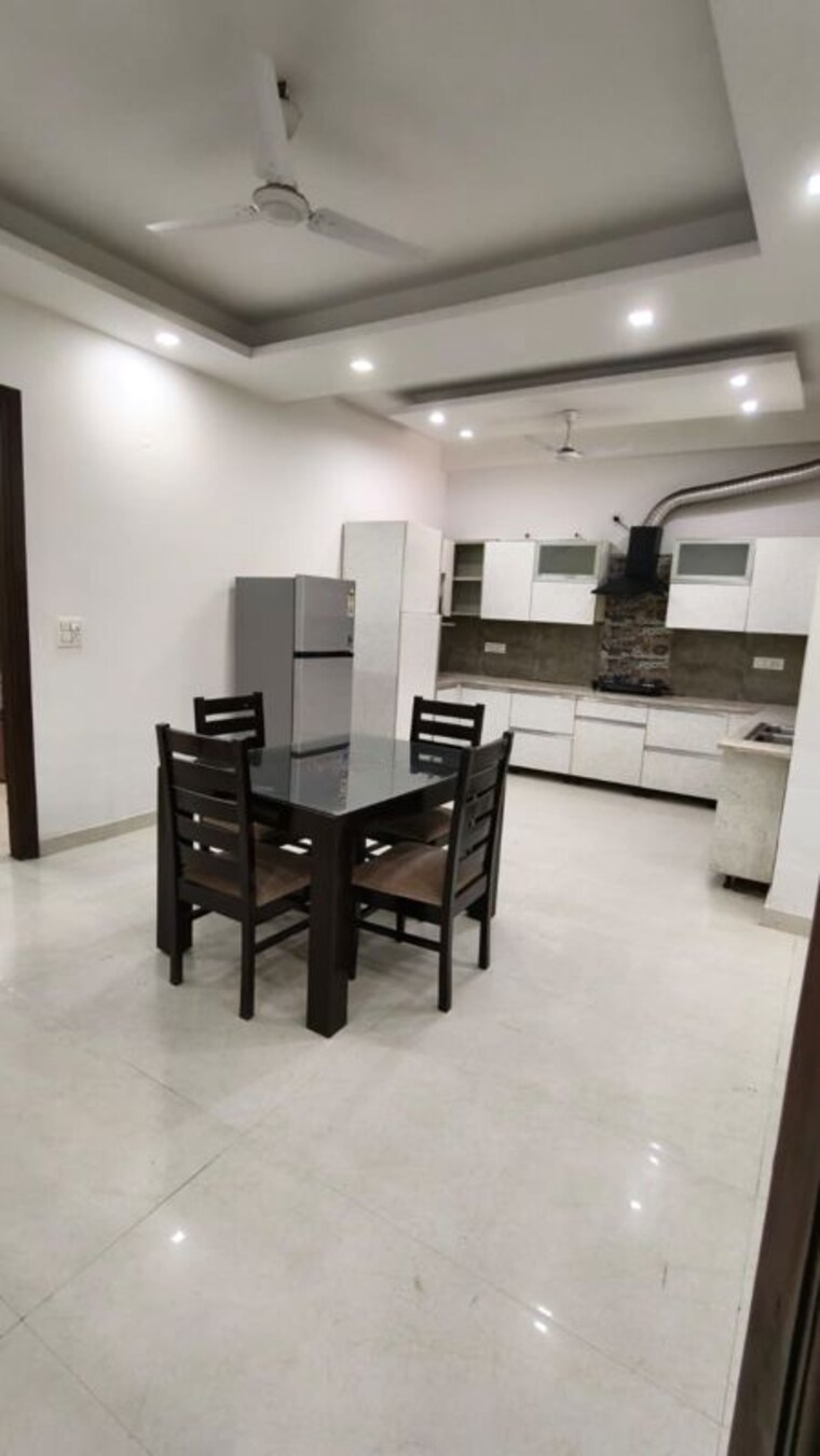 Master Bedroom, saurabh-niwas 3 Bedroom 1450 Sq.Ft. Builder Floor In Sector 40 Gurgaon 10108585