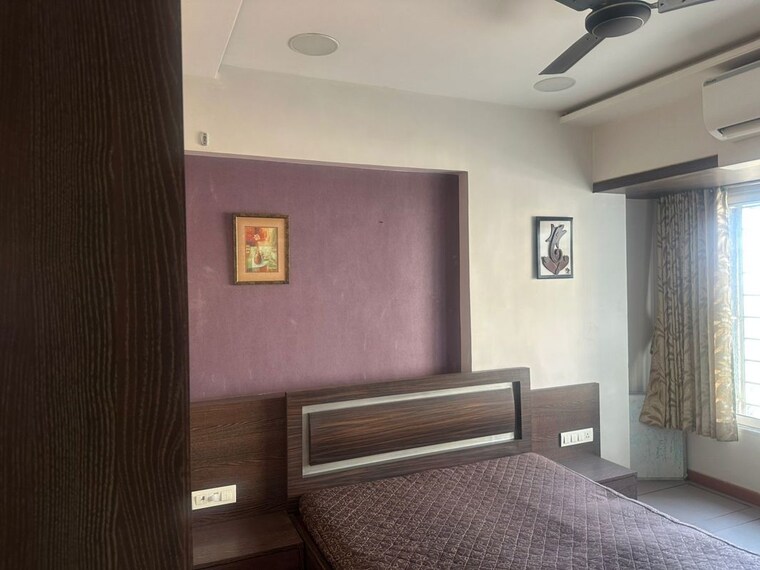 Bedroom, group-seven-rushi-heights 3 Bedroom 900 Sq.Ft. Apartment In Goregaon East Mumbai 10108593