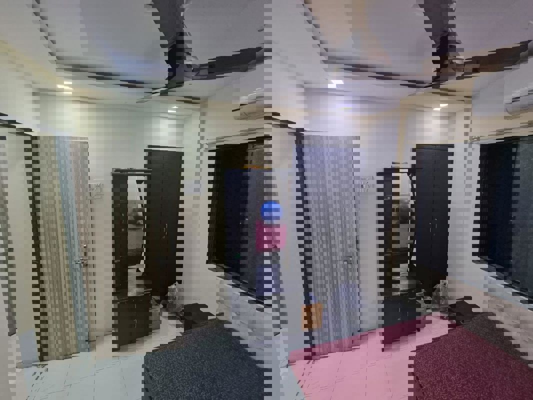 2 BHK 700 Sq.Ft. Apartment in Yashraj Park CHS