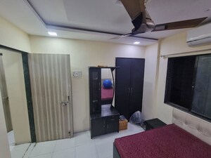 2 BHK Apartment For Rent in Yashraj Park CHS, Kasarvadavali