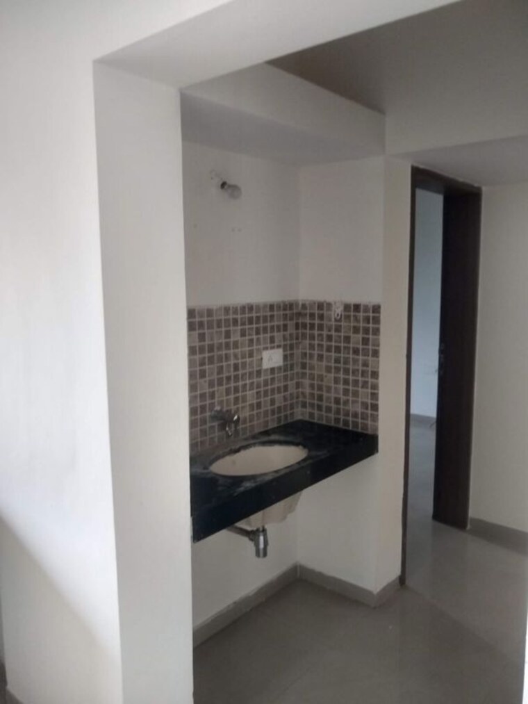 Bathroom, bramha-skycity-apartment 2 Bedroom 707 Sq.Ft. Apartment In Dhanori Pune 10108717