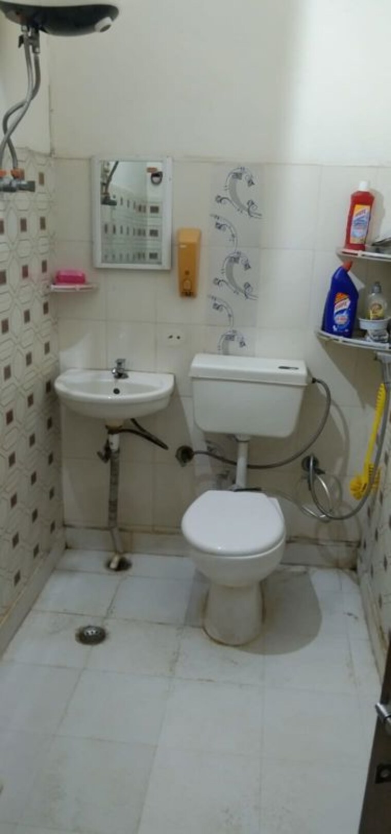 Bathroom, sector 22b 3 Bedroom 1800 Sq.Ft. Villa In Sector 22b Gurgaon 10108720