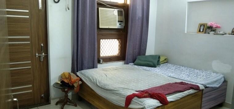 Bedroom, sector 22b 3 Bedroom 1800 Sq.Ft. Villa In Sector 22b Gurgaon 10108720