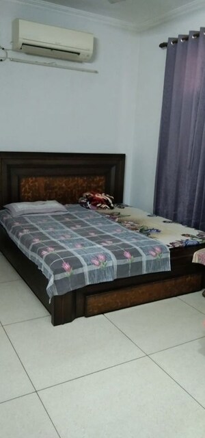 Bedroom in 3 BHK Villa at Sector 22b – for Rent