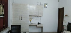 Master Bedroom in 3 BHK Villa at Sector 22b – for Rent