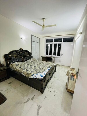 Living Room in 3 BHK Builder Floor at Uday Arden 45, Sector 45 – for Rent