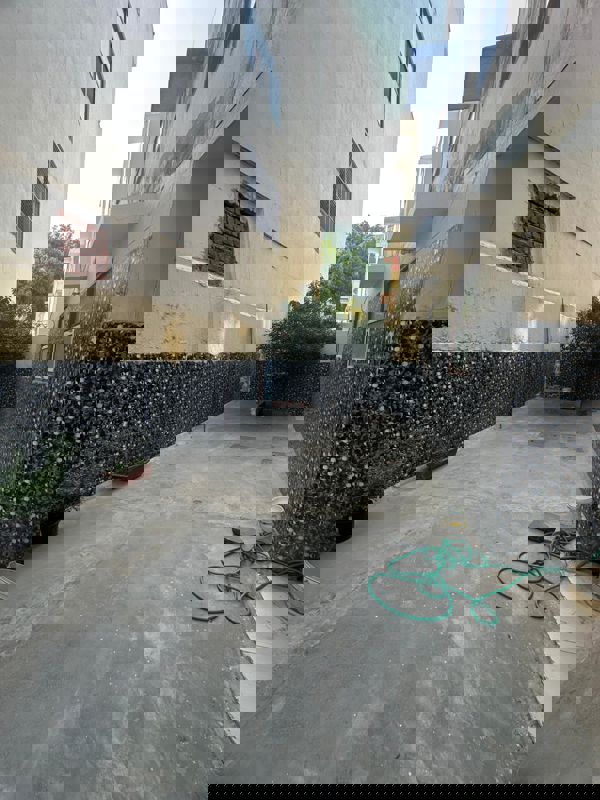 3 BHK 2700 Sq.Ft. Apartment in SS Mayfield Gardens