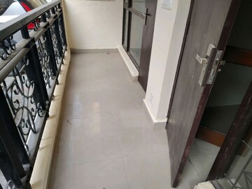 Balcony in 3 BHK Apartment at Parsvnath Prestige, Sector 93a – for Rent