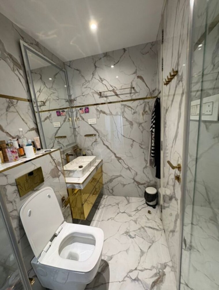 Team Area, transcon-triumph-tower 3 Bedroom 1400 Sq.Ft. Apartment In Andheri West Mumbai 10108976