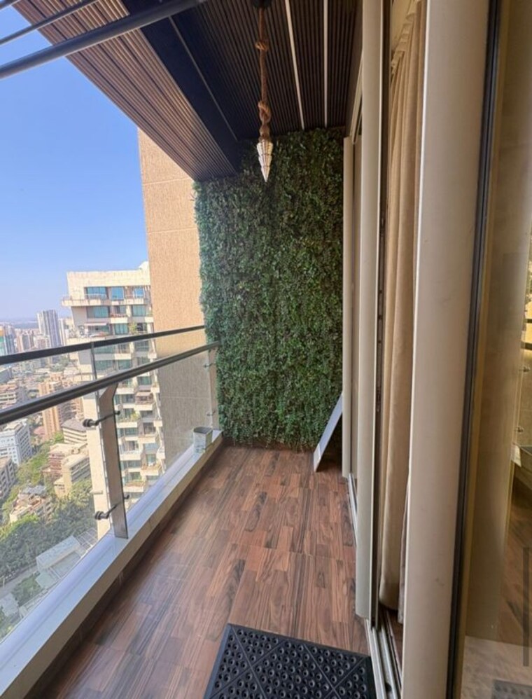 Balcony, transcon-triumph-tower 3 Bedroom 1400 Sq.Ft. Apartment In Andheri West Mumbai 10108976