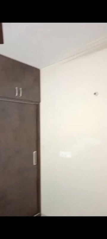 Furnished Amenities in 2 BHK Apartment at Adani Aangan, Sector 89a – for Rent