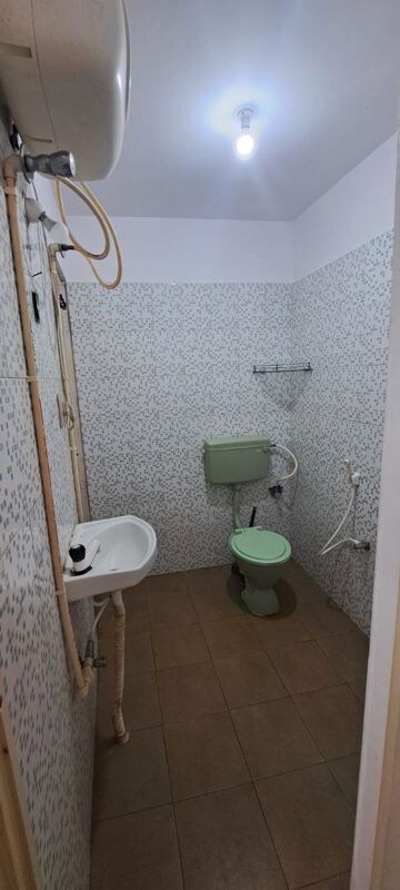 Bathroom in 2 BHK Builder Floor at Kurubarahalli – for Rent