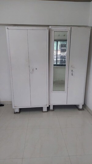 Room in 1 BHK Apartment at Andheri West – for Rent