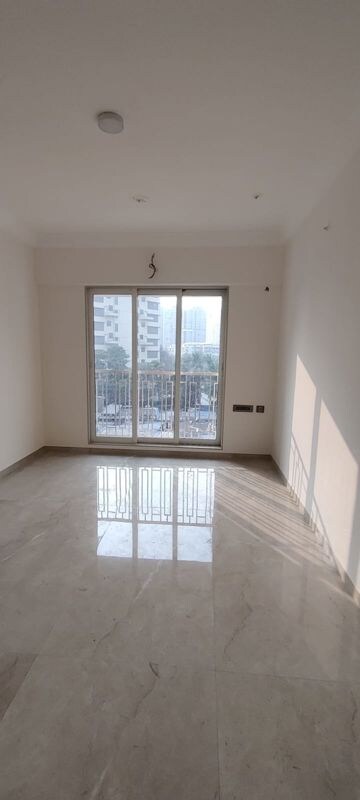 Room in 1 BHK Apartment at Crescent Silverwoods, Powai – for Rent