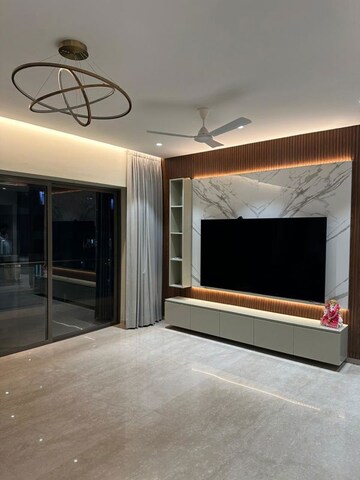 4 BHK Apartment For Rent in Lodha Woods, Kandivali East