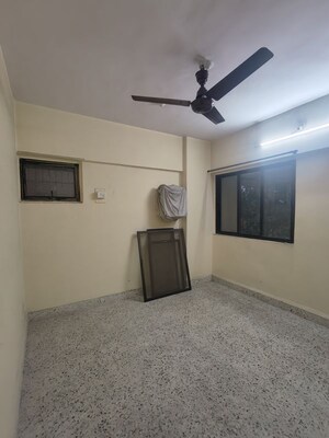 2 BHK Apartment For Rent in Lok Upvan Apartment Phase 2, Vasant Vihar