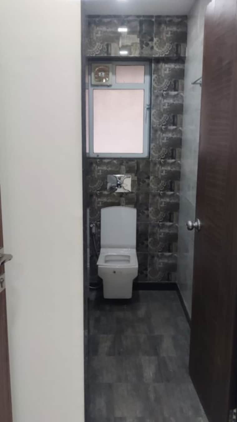 Bathroom, jiten-apartment 3 Bedroom 900 Sq.Ft. Apartment In Andheri West Mumbai 10109190