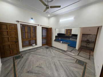 Bedroom in 2 BHK Independent House at Ajabpur Kalan – for Rent