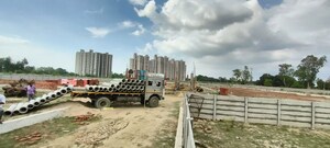  Plot For Sale in Sushant Golf City