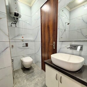 Attached Bathroom in 3 BHK Builder Floor at New Industrial Township 3 – for Rent