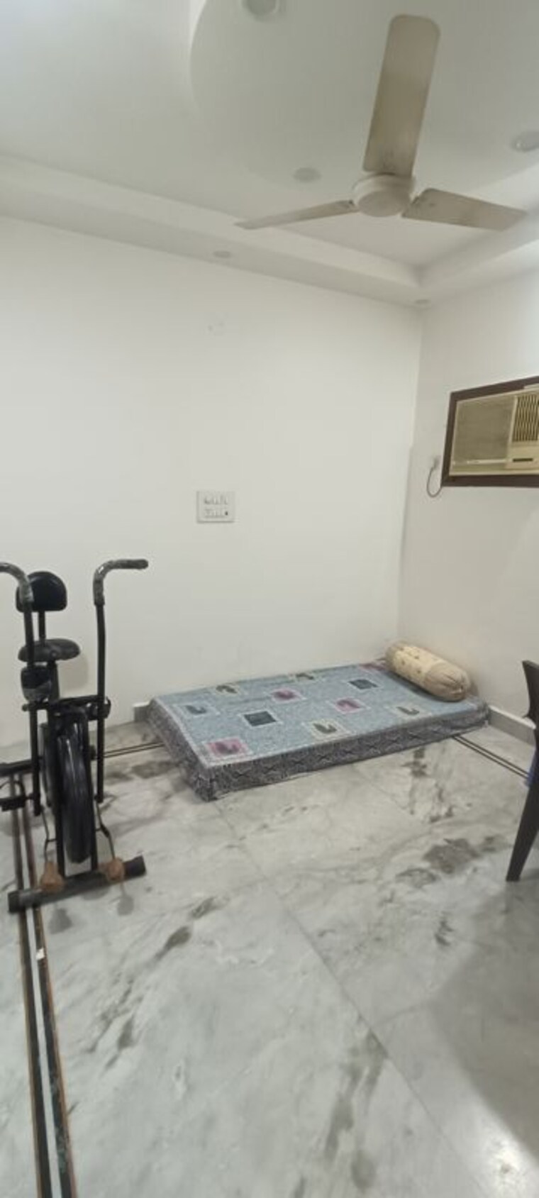 Bedroom, rohini sector 8 3 Bedroom 1100 Sq.Ft. Builder Floor In Rohini Sector 8 Delhi 10109224