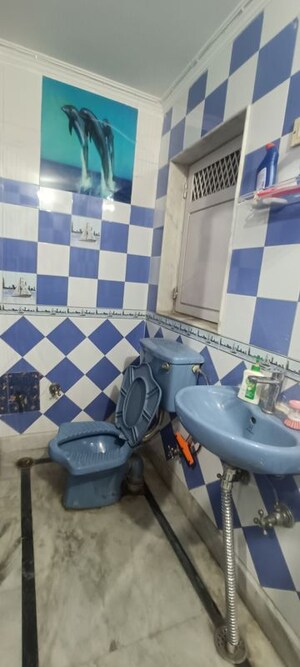 Master Bedroom in 3 BHK Builder Floor at Rohini Sector 8 – for Sale