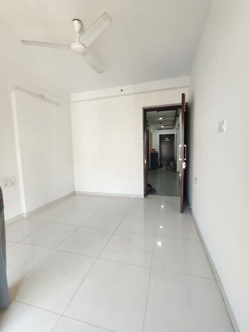 1.5 BHK Apartment – Entrance View at Godrej Emerald, Ghodbunder Road - for Rent