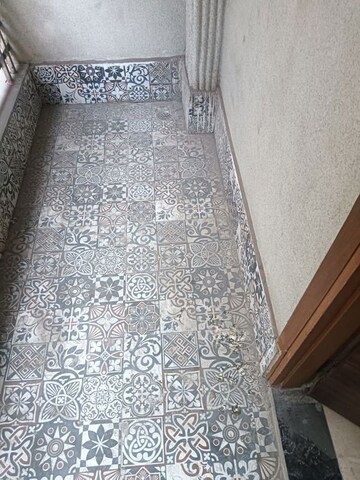 Building Lobby in 1 BHK Builder Floor at Malviya Nagar – for Rent