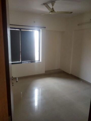Room in 2 BHK Apartment at Natraj Vela Enclave, Dhanori – for Rent