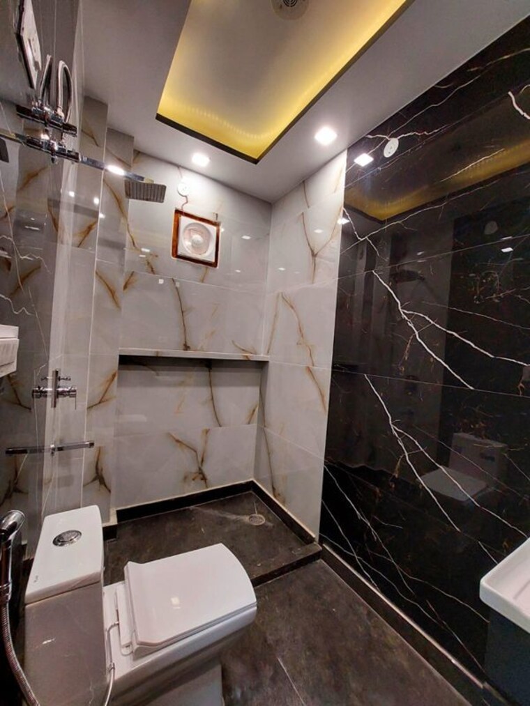 Master Bedroom, parklands 4 Bedroom 350 Sq.Yd. Builder Floor In Sector 85 Faridabad 10109288