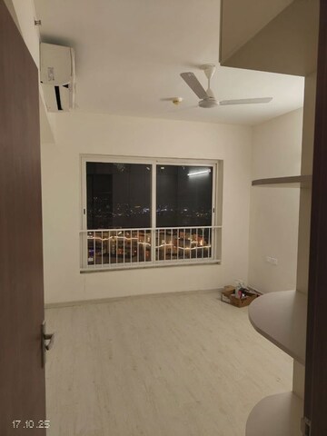Room in 3 BHK Apartment at Shapoorji Pallonji Joyville Gurgaon, Sector 102 – for Rent