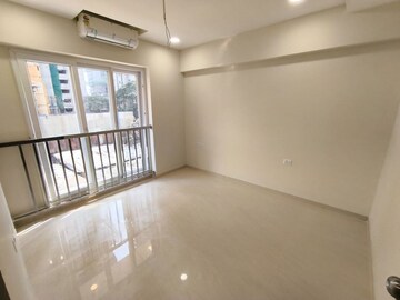 Furnished Amenities in 2 BHK Apartment at Raghav Paradise, Borivali East – for Rent