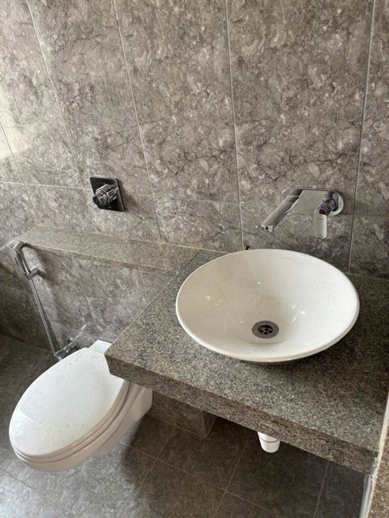 Bathroom, pride-manhattan 2 Bedroom 1000 Sq.Ft. Apartment In Charholi Budruk Pune 10109292